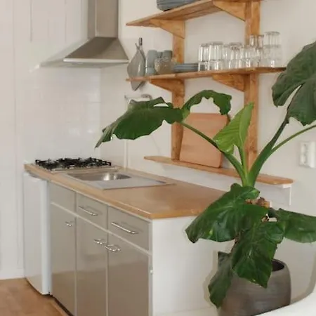 Hello - Zomerhuis De Ruyterstraat 54