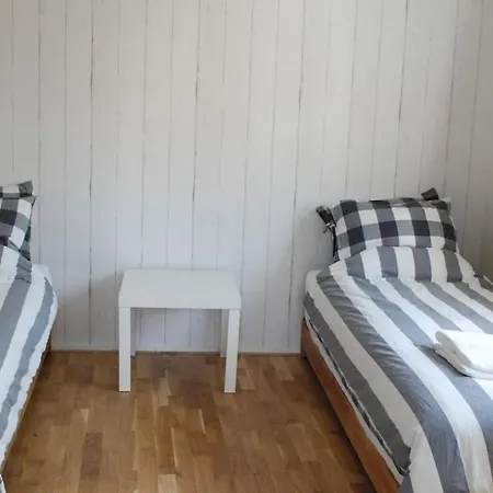 شقة Hello - Zomerhuis De Ruyterstraat 54