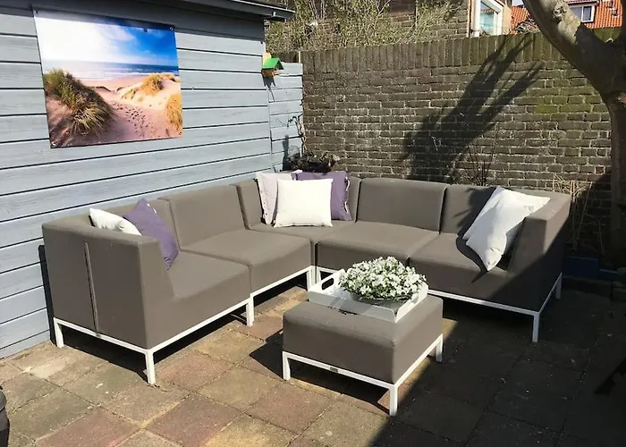 Hello - Zomerhuis De Ruyterstraat 54 *